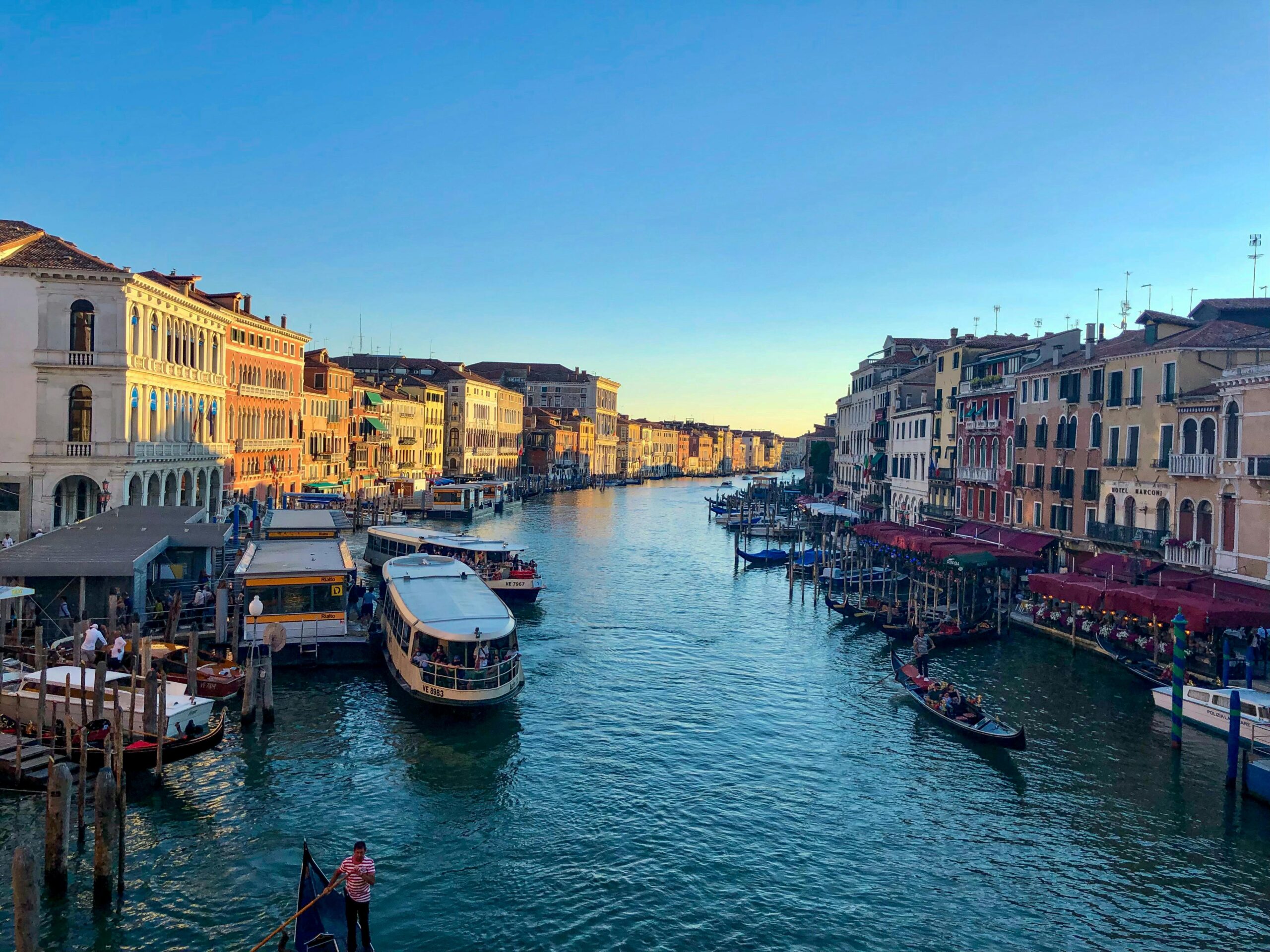 pexels-philipp-brugger-3521357-5262651